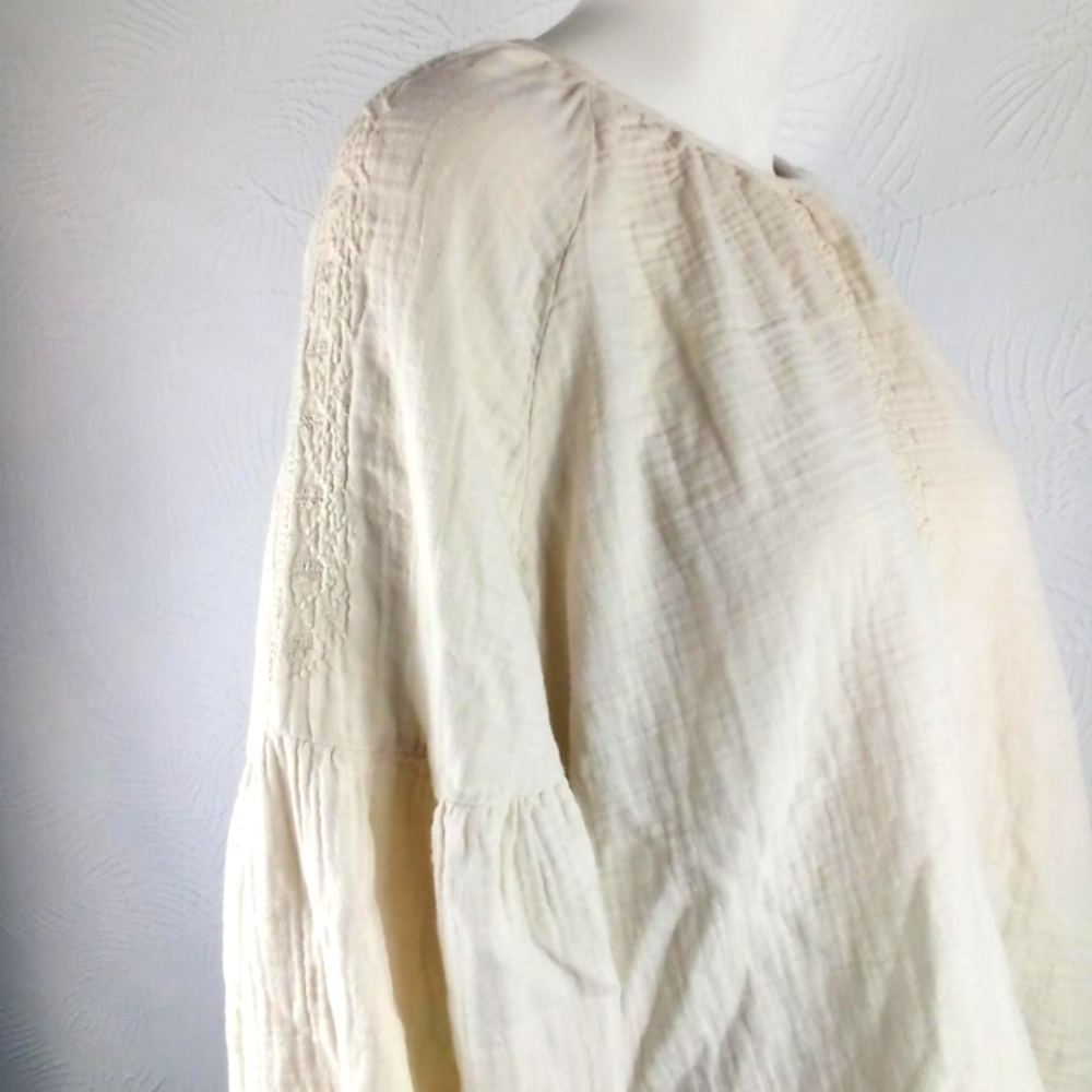 Embroidered Poet shirt Sz.XL